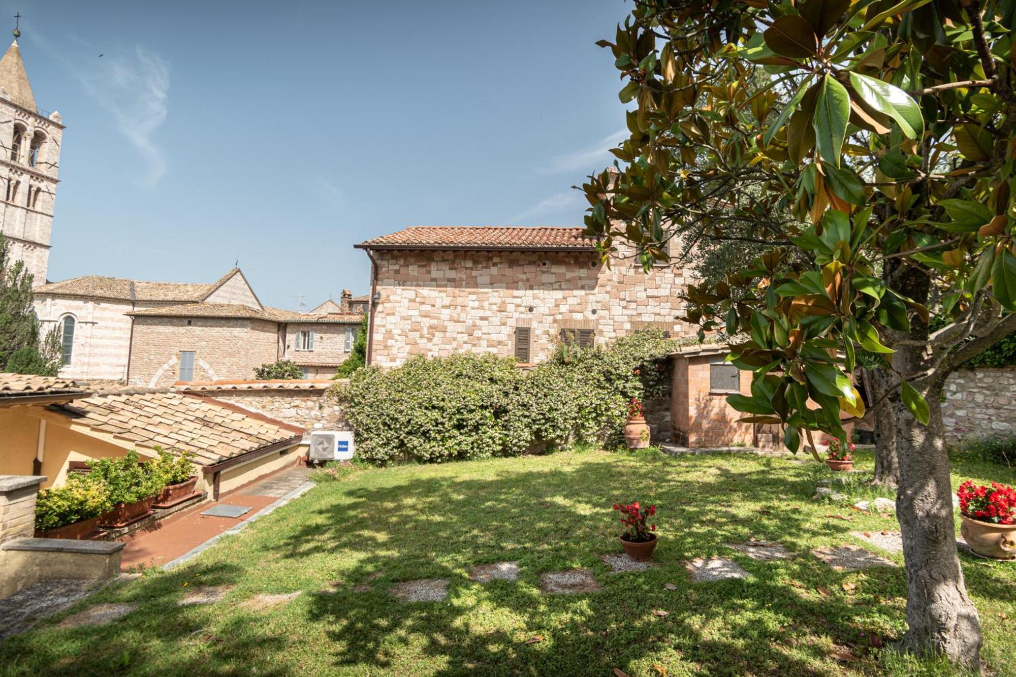B&B Il Chiostro Asyż Zewnętrze zdjęcie
